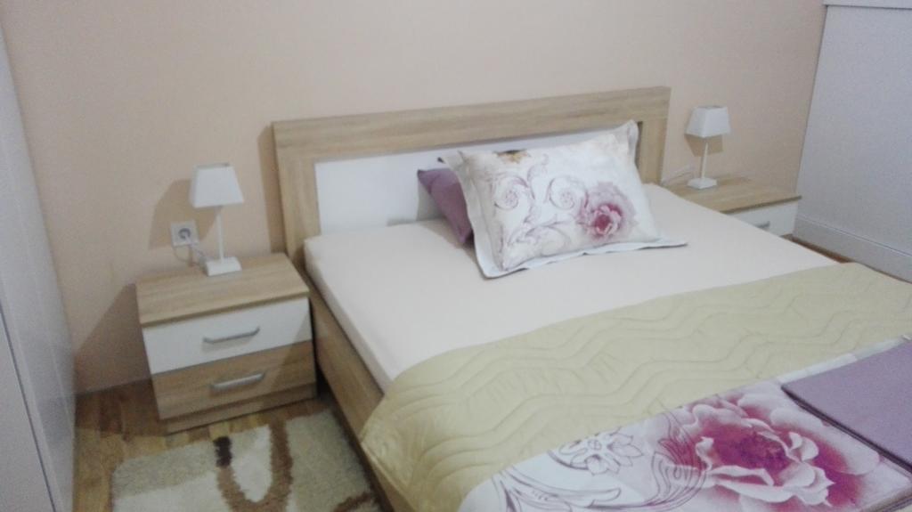 Apartment Dadi Cetinje Ngoại thất bức ảnh